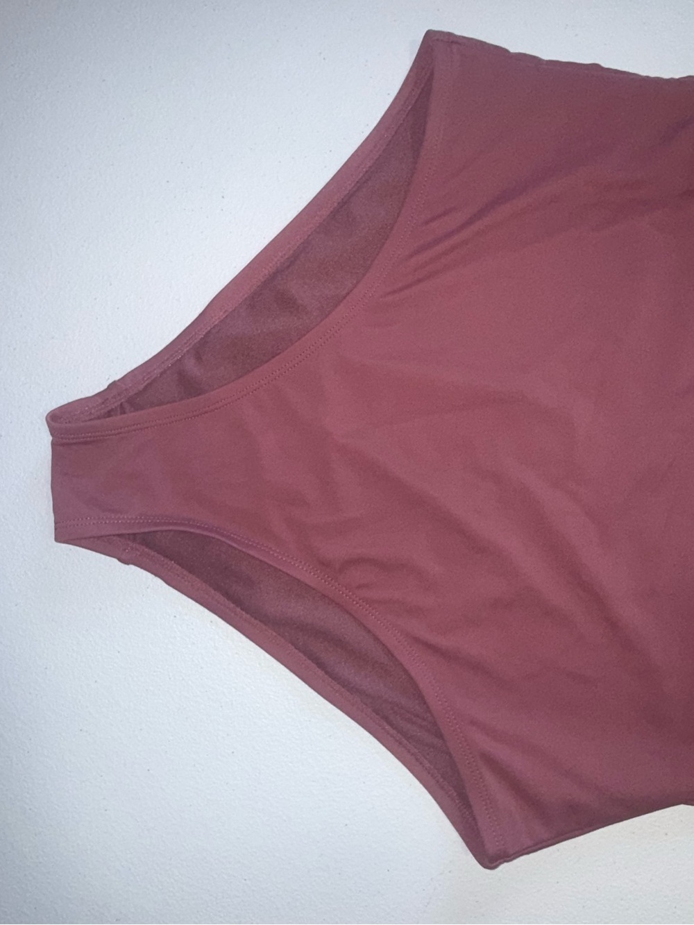 Kona Sol Women’s Mauve Ruffle One Piece Swimsuit Size Large beach resort swim - Picture 3 of 12